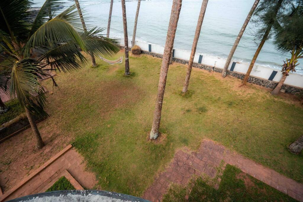Baywatch By Grha - A Picturesque Beachfront Villa Kozhikode Zewnętrze zdjęcie