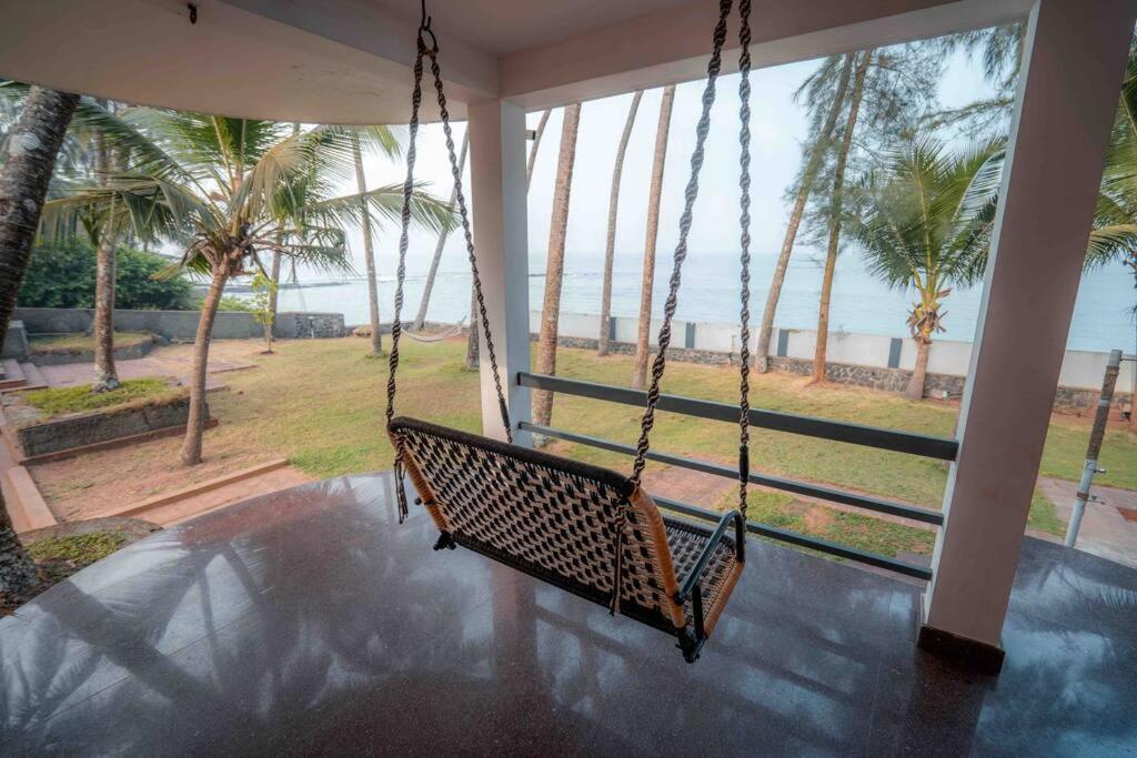 Baywatch By Grha - A Picturesque Beachfront Villa Kozhikode Zewnętrze zdjęcie